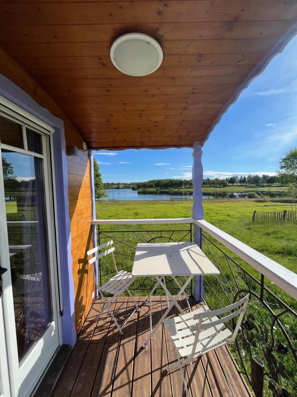 Les Logements Insolites De La Base Nautique Verneuil  Exterior foto